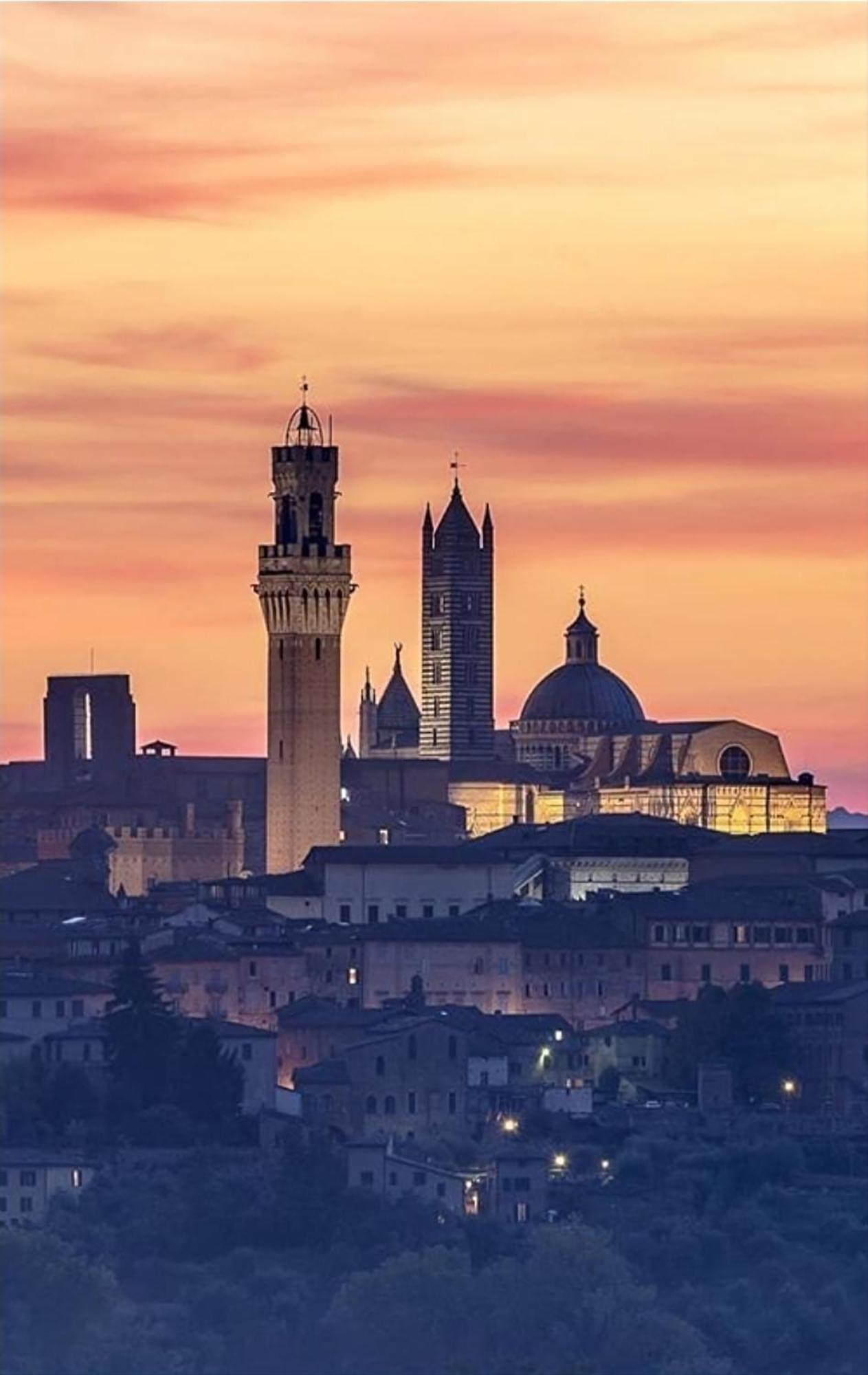 Cor Magis Kamullia - 200 Meters From The Historic Center And Close To The Train Station Siena Exteriér fotografie